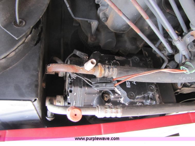 image for item B2167 1981 International Harvester 5288 tractor