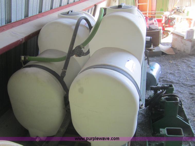 image for item B5581 Saddle tanks