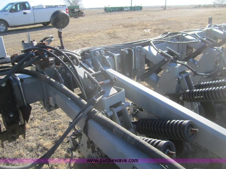 image for item B5582 Hiniker 6000 eight row cultivator