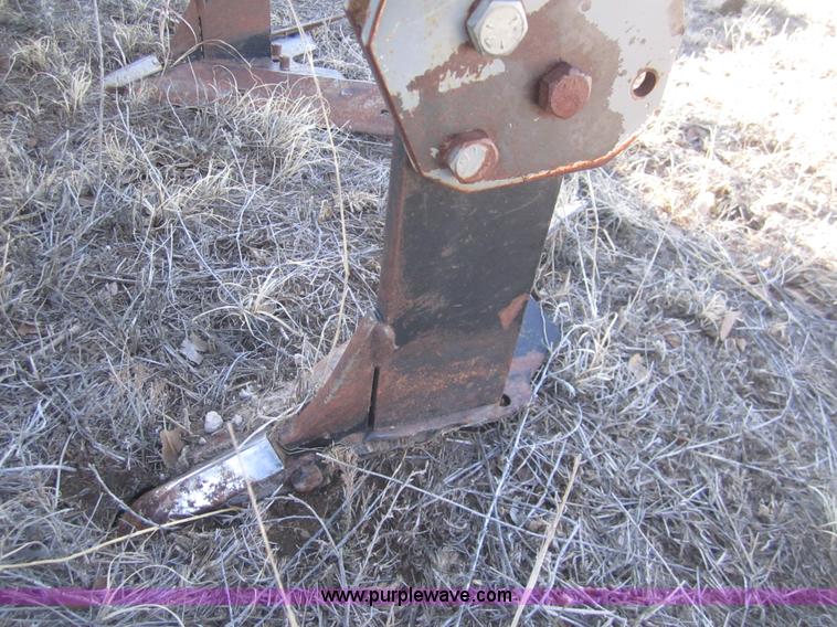 image for item B5582 Hiniker 6000 eight row cultivator