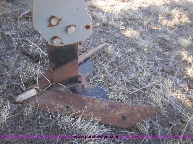 image for item B5582 Hiniker 6000 eight row cultivator