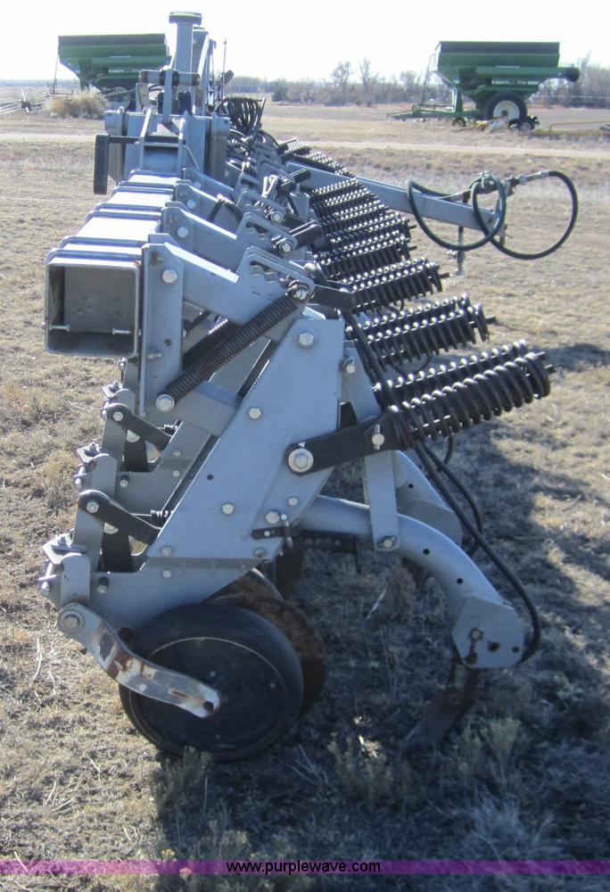 image for item B5584 Hiniker 6000 16 row cultivator