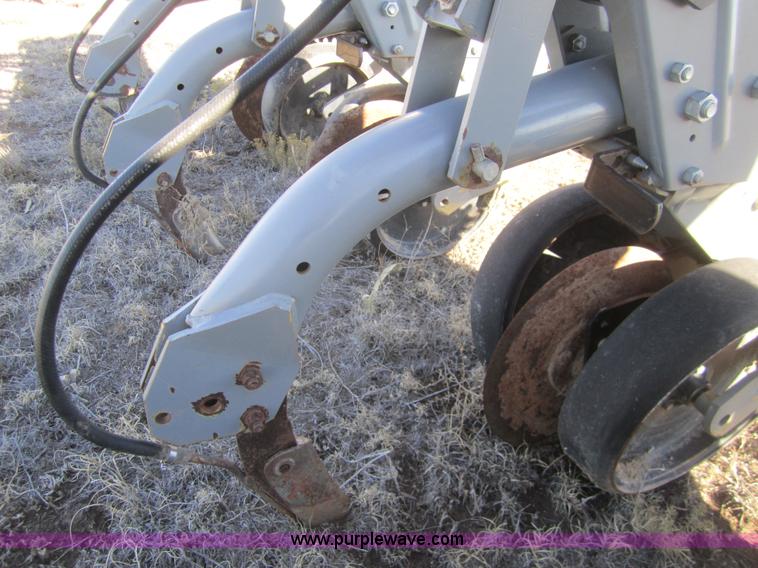 image for item B5584 Hiniker 6000 16 row cultivator
