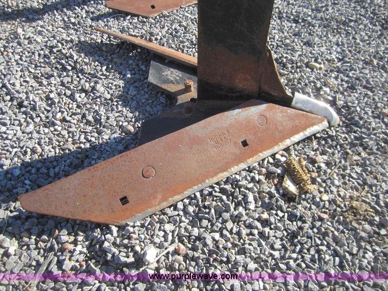 image for item B5584 Hiniker 6000 16 row cultivator