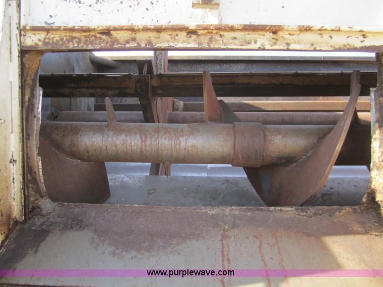 image for item B5607 1978 International F5050 feed truck