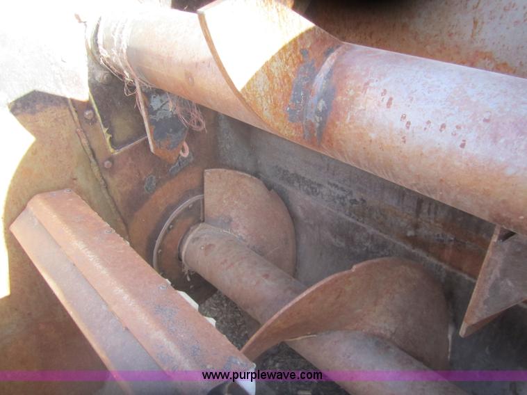 image for item B5607 1978 International F5050 feed truck