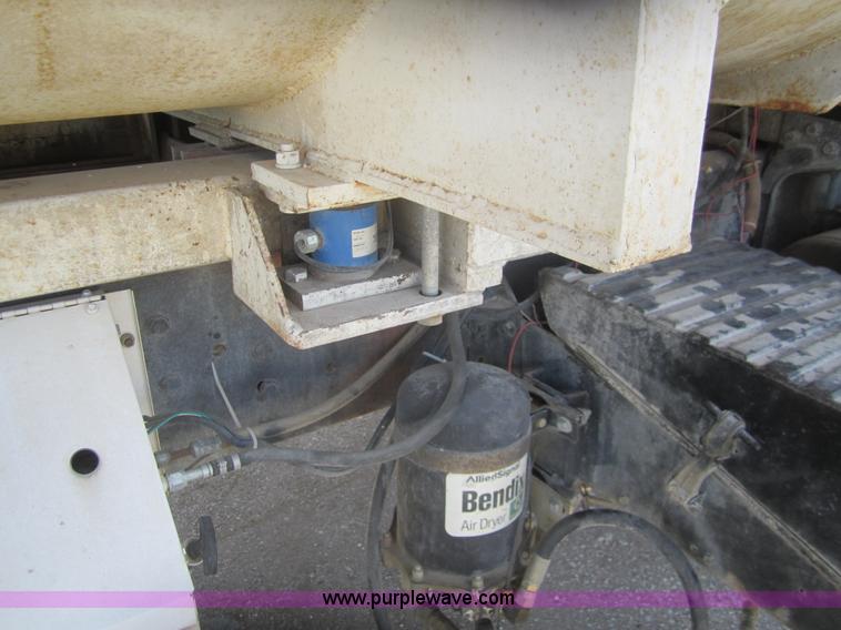 image for item B5607 1978 International F5050 feed truck