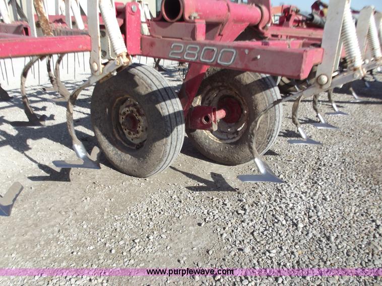 image for item B6147 Wil-Rich 2800 field cultivator