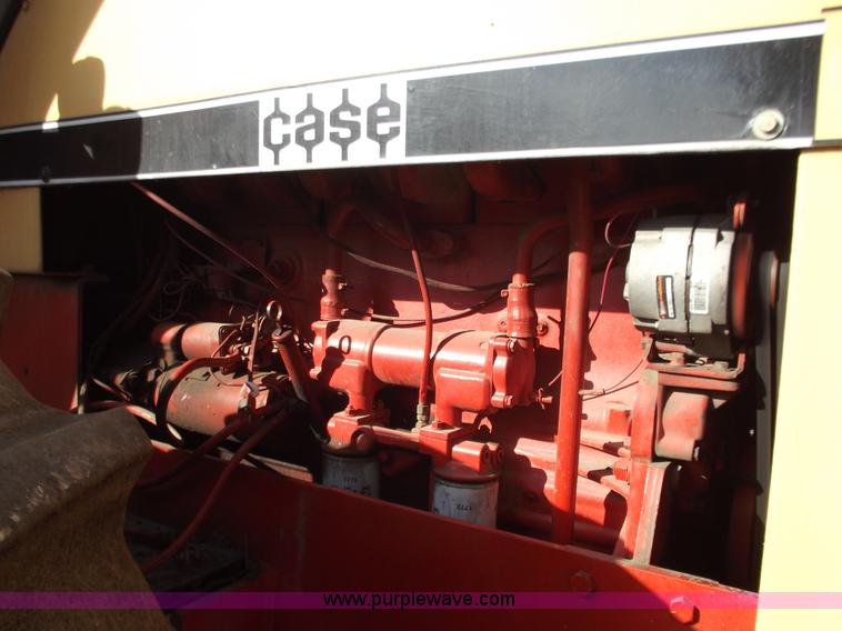 image for item B6148 1973 Case 2470 4WD tractor