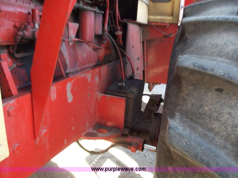 image for item B6148 1973 Case 2470 4WD tractor