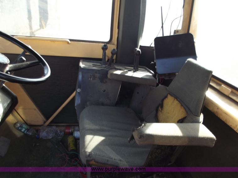 image for item B6148 1973 Case 2470 4WD tractor