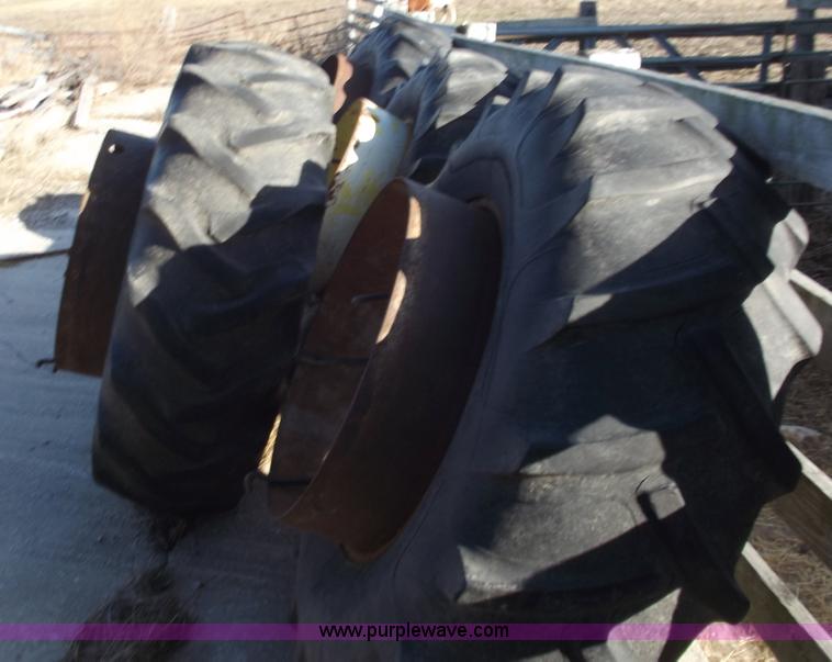 image for item B6148 1973 Case 2470 4WD tractor