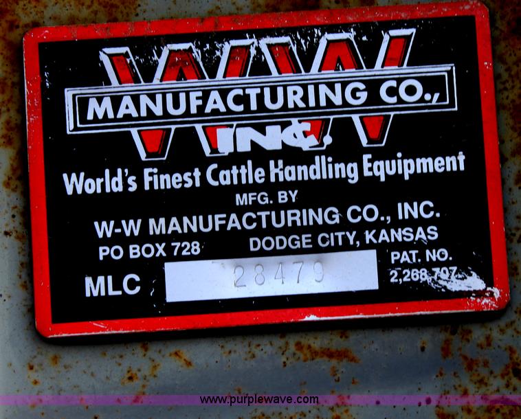 image for item B8897 WW squeeze chute