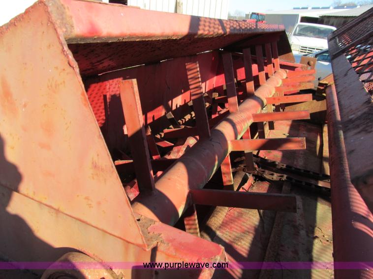 image for item D3003 Bermuda King 8/96 No-Till Fairway sprig planter