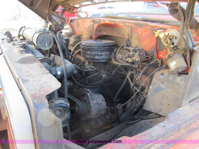 image for item D3007 1974 Chevrolet C65 dump truck