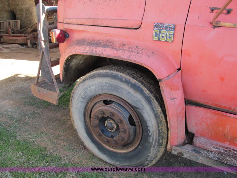 image for item D3007 1974 Chevrolet C65 dump truck