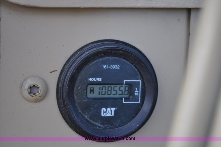 image for item A5810 1998 Caterpillar 140H motor grader VHP