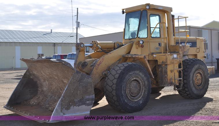 image for item A5811 1981 Caterpillar 966D wheel loader