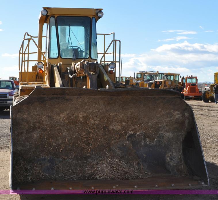 image for item A5811 1981 Caterpillar 966D wheel loader