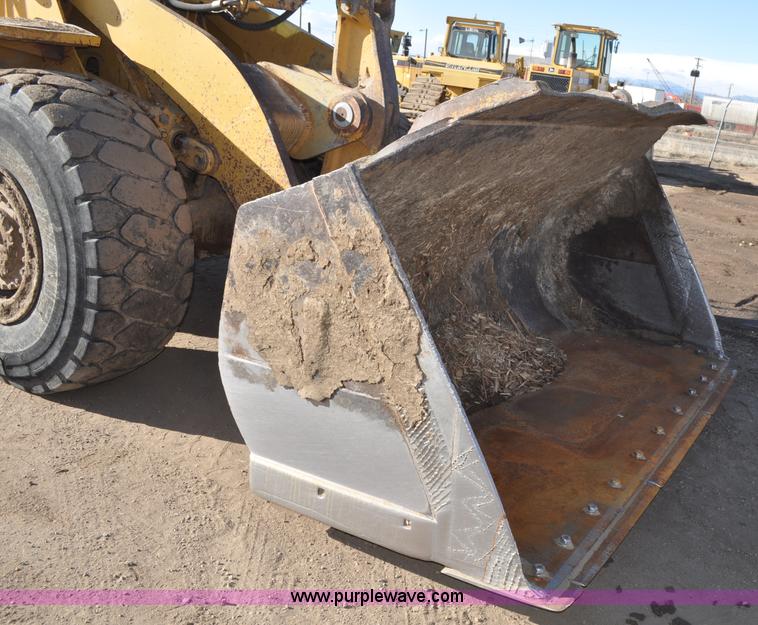 image for item A5811 1981 Caterpillar 966D wheel loader
