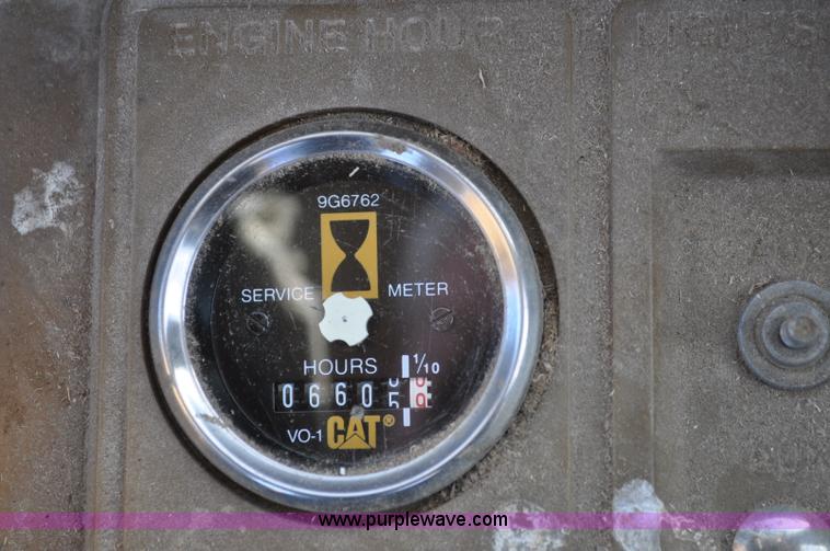 image for item A5811 1981 Caterpillar 966D wheel loader