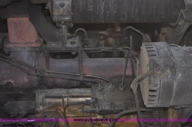 image for item A5811 1981 Caterpillar 966D wheel loader