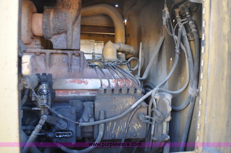 image for item A5812 1982 Caterpillar 140G motor grader