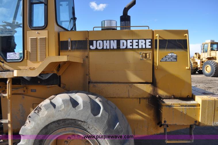 image for item A5813 1993 John Deere 624G wheel loader