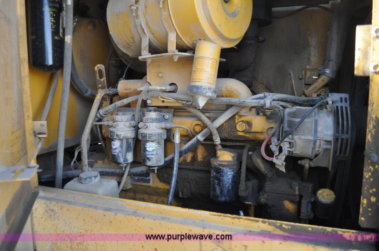 image for item A5813 1993 John Deere 624G wheel loader