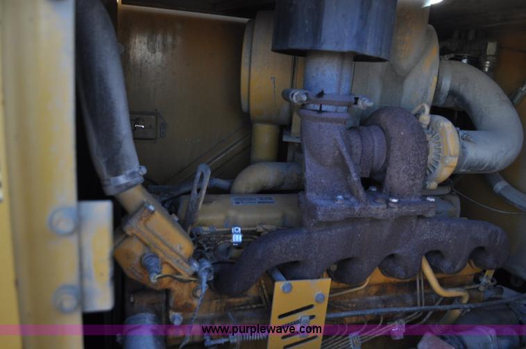 image for item A5813 1993 John Deere 624G wheel loader