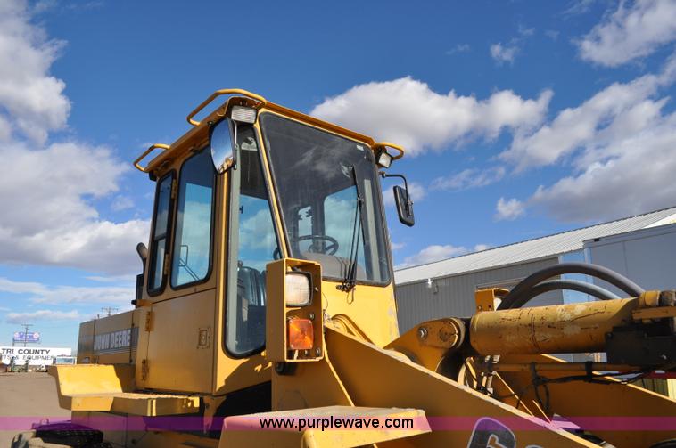 image for item A5813 1993 John Deere 624G wheel loader