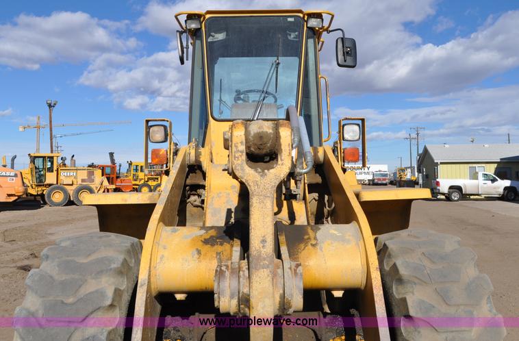 image for item A5813 1993 John Deere 624G wheel loader