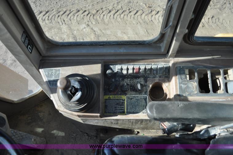 image for item A5813 1993 John Deere 624G wheel loader