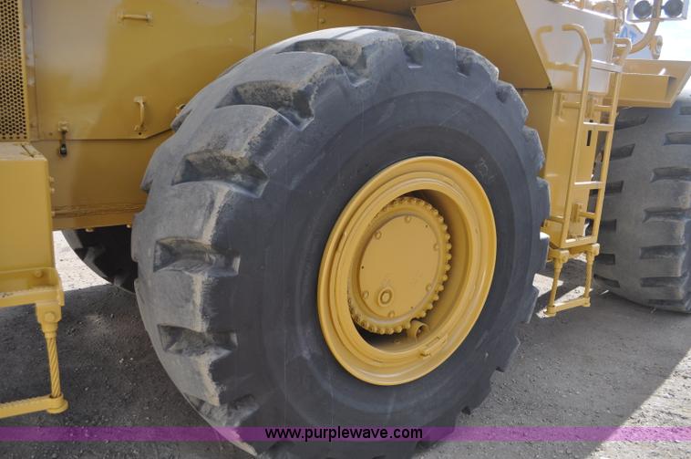 image for item A5814 1980 Caterpillar 988B wheel loader