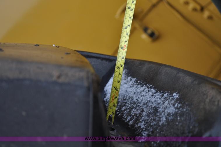 image for item A5814 1980 Caterpillar 988B wheel loader