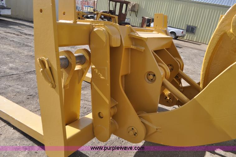 image for item A5814 1980 Caterpillar 988B wheel loader