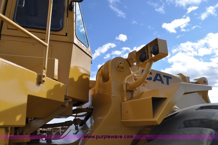 image for item A5814 1980 Caterpillar 988B wheel loader