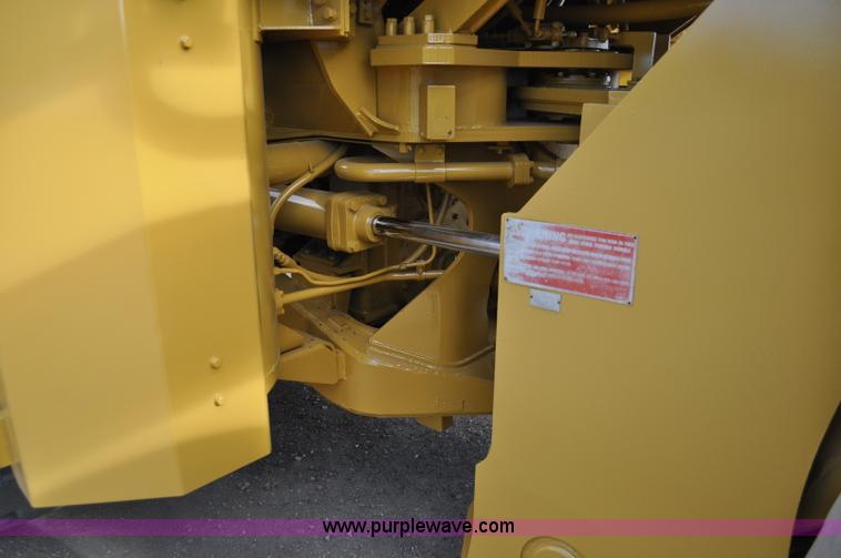 image for item A5814 1980 Caterpillar 988B wheel loader