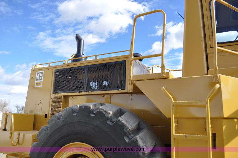 image for item A5814 1980 Caterpillar 988B wheel loader