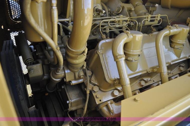 image for item A5814 1980 Caterpillar 988B wheel loader