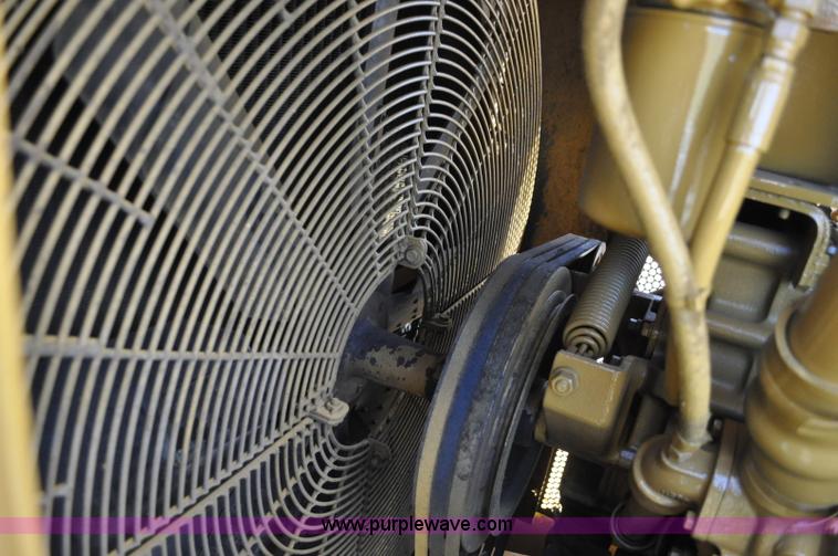 image for item A5814 1980 Caterpillar 988B wheel loader