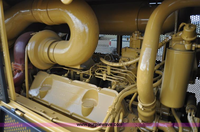 image for item A5814 1980 Caterpillar 988B wheel loader