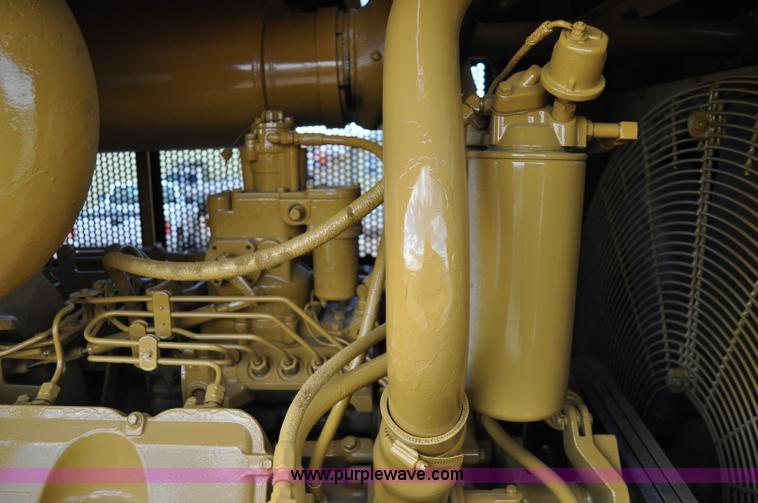 image for item A5814 1980 Caterpillar 988B wheel loader