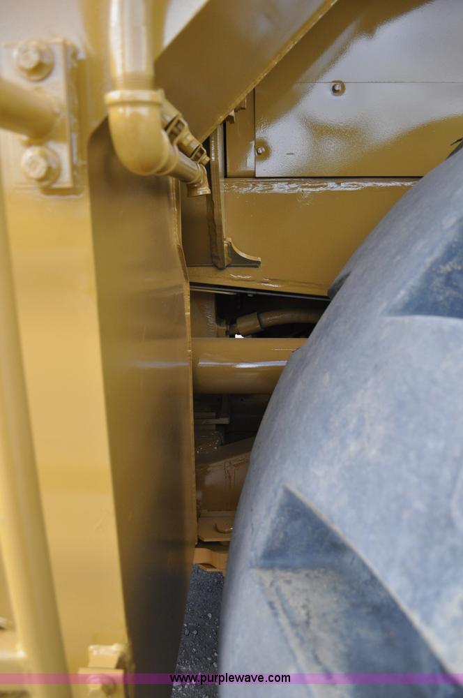 image for item A5814 1980 Caterpillar 988B wheel loader