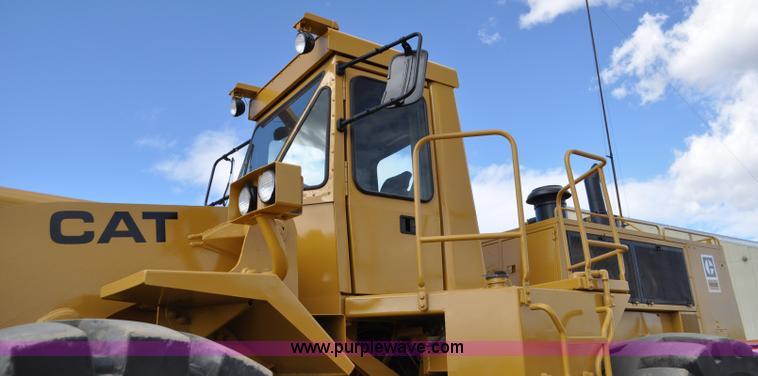 image for item A5814 1980 Caterpillar 988B wheel loader