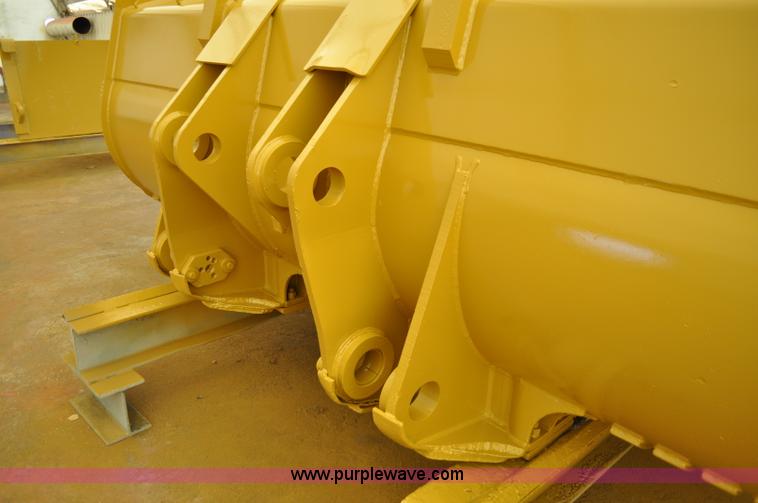 image for item A5814 1980 Caterpillar 988B wheel loader