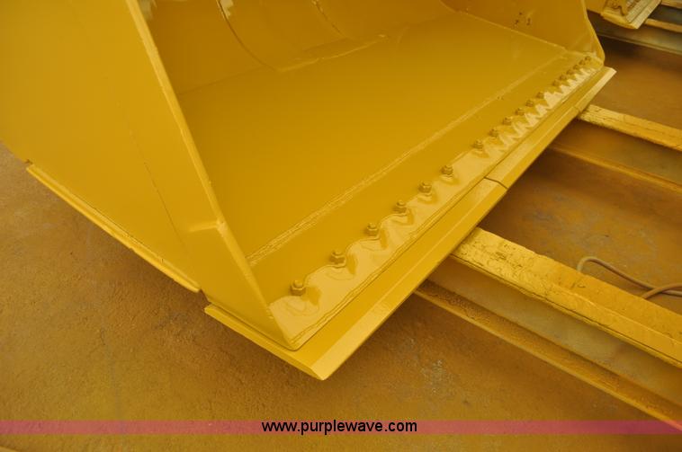 image for item A5814 1980 Caterpillar 988B wheel loader