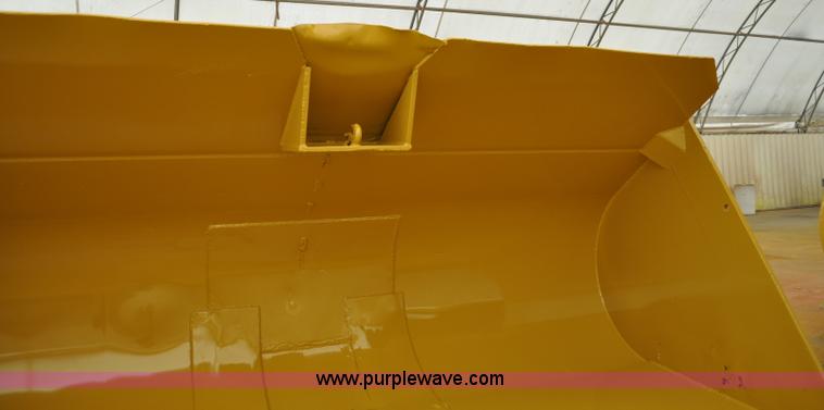 image for item A5814 1980 Caterpillar 988B wheel loader