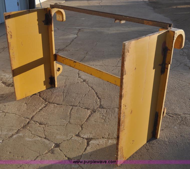 image for item A5814 1980 Caterpillar 988B wheel loader