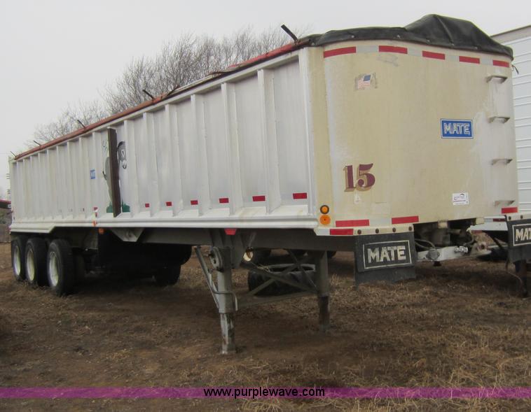 image for item A5641 1993 Mate 39' end dump trailer
